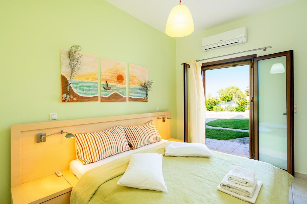 Georgia'S Apartments Kouremenos Beach Anevato Esterno foto